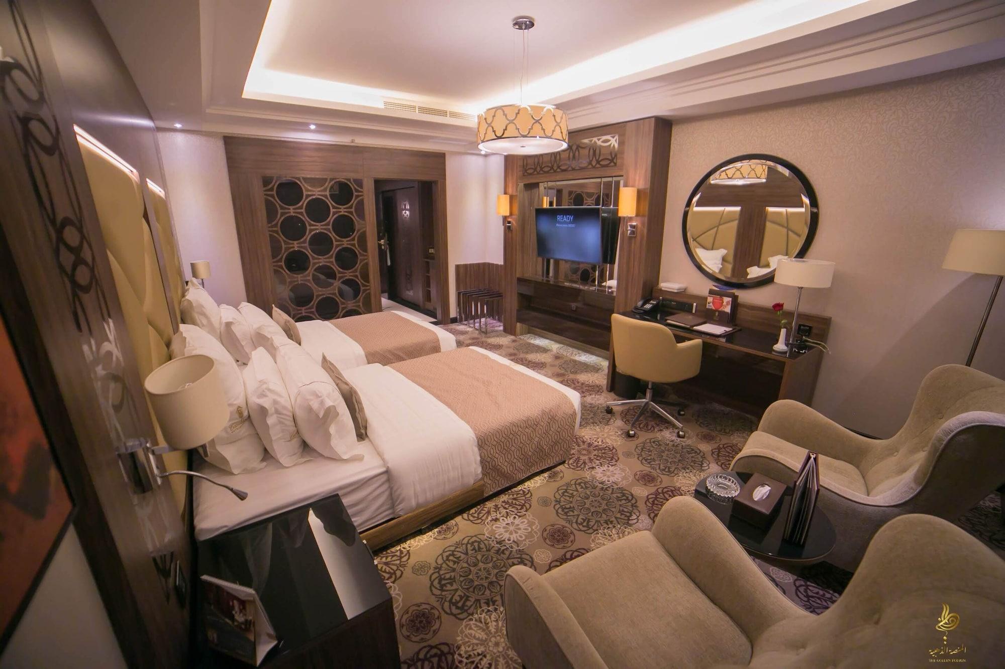 Casablanca Grand Hotel Jiddah Esterno foto A room at the hotel