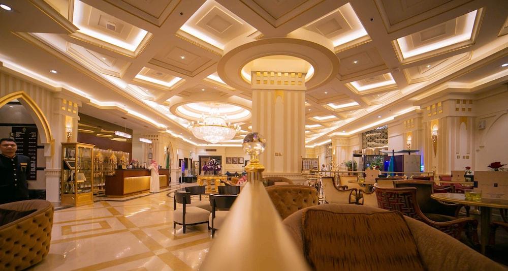 Casablanca Grand Hotel Jiddah Esterno foto Lobby