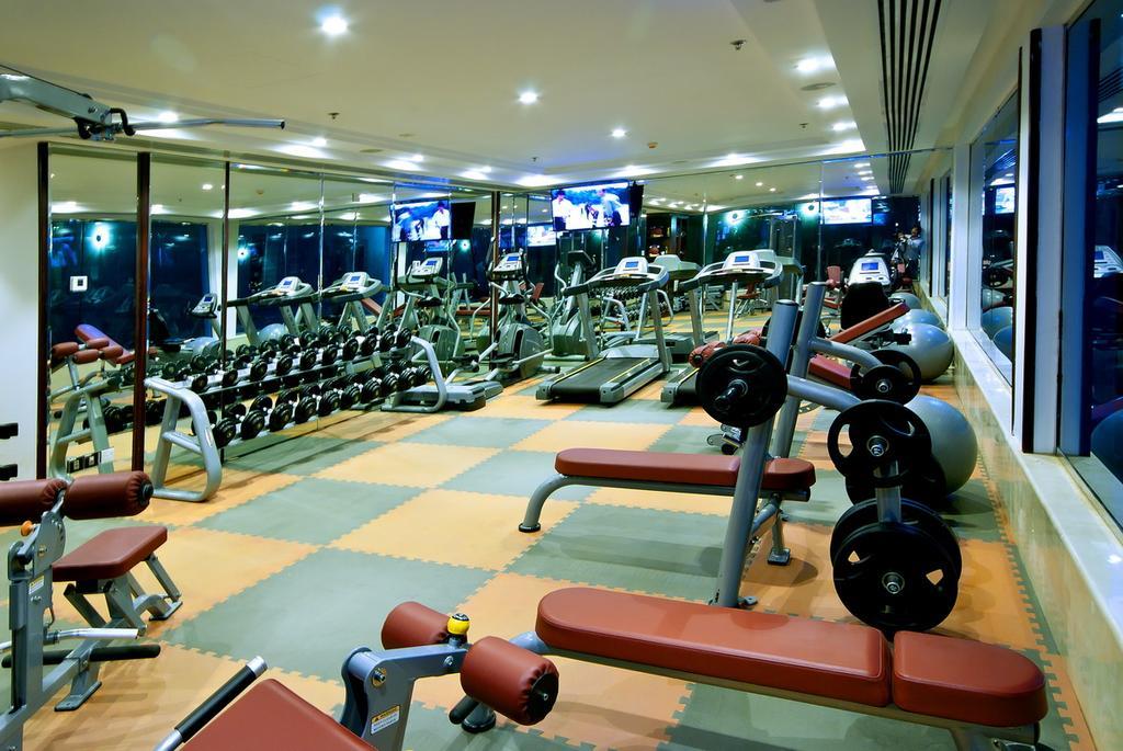 Casablanca Grand Hotel Jiddah Esterno foto A gym in India