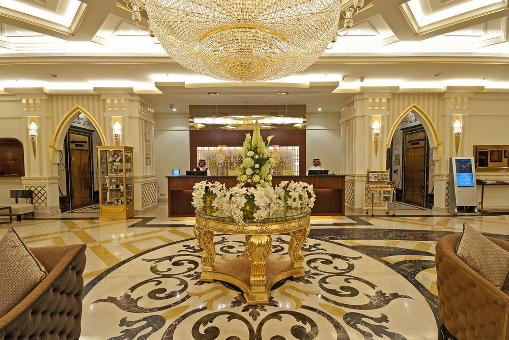 Casablanca Grand Hotel Jiddah Esterno foto Lobby